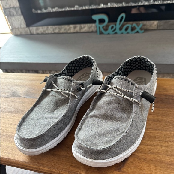 Hey Dude Women’s Gray Slip-On Loafers - Picture 1 of 6
